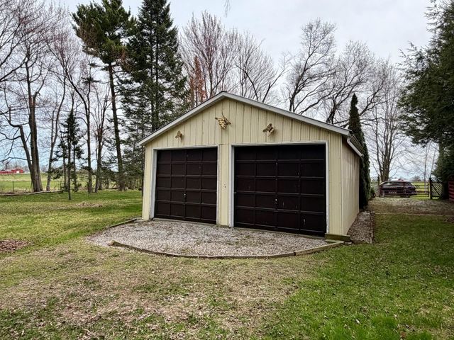 33 Leo Drive, Swanton, VT 05488