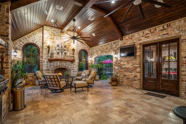 10135 Banestone Boulevard, Tomball, TX 77375