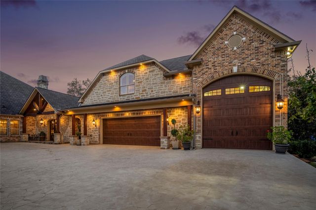 10135 Banestone Boulevard, Tomball, TX 77375