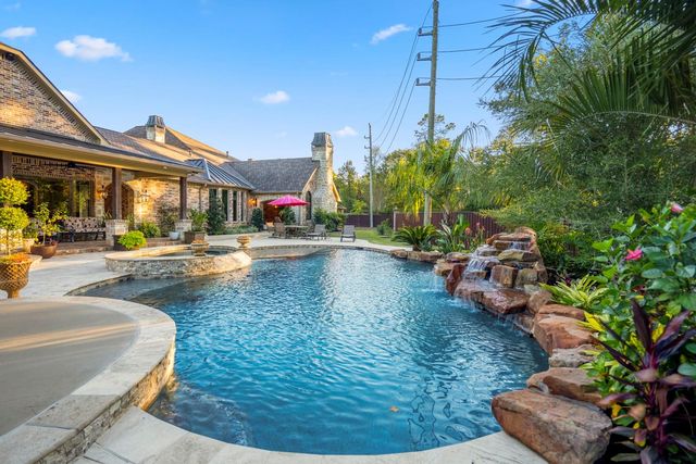 10135 Banestone Boulevard, Tomball, TX 77375