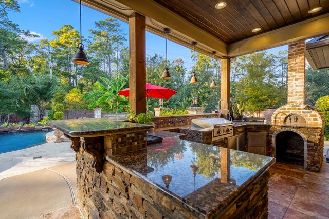 10135 Banestone Boulevard, Tomball, TX 77375