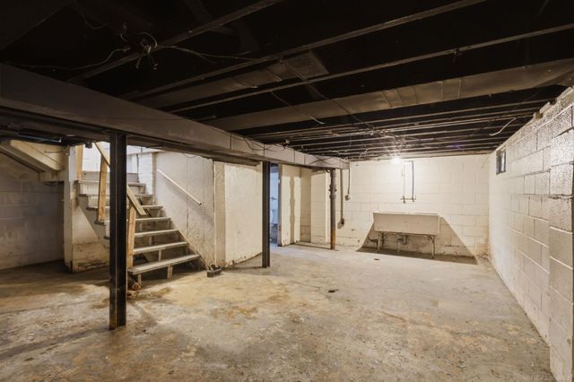 18545 Huntington Avenue, Harper Woods, MI 48225