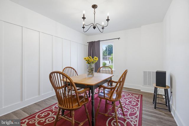 20 WILLOW ST, Lititz, PA 17543