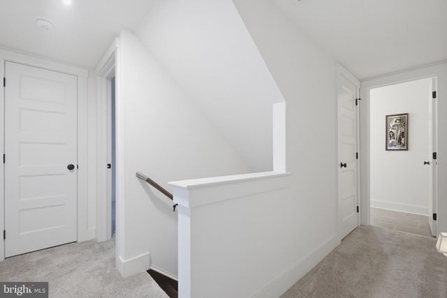 20 WILLOW ST, Lititz, PA 17543