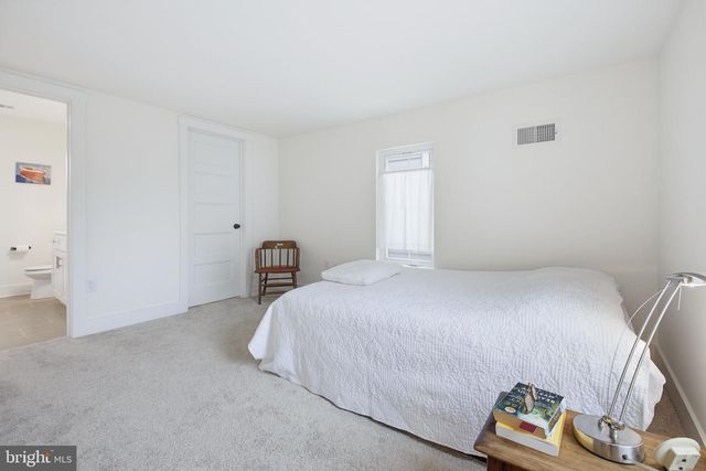 20 WILLOW ST, Lititz, PA 17543
