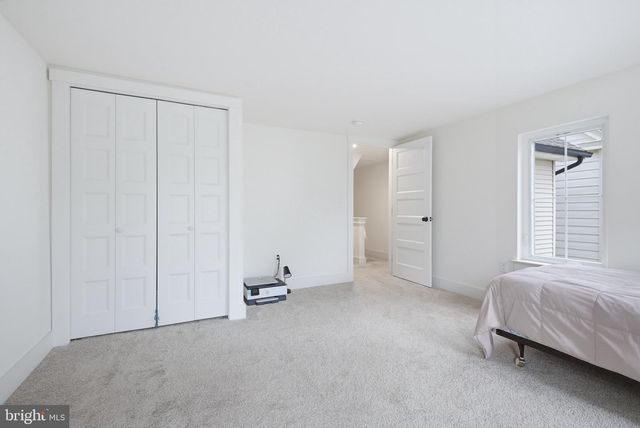 20 WILLOW ST, Lititz, PA 17543