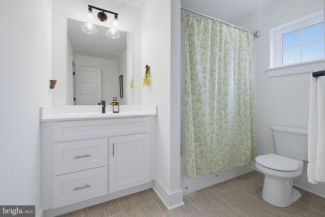 20 WILLOW ST, Lititz, PA 17543
