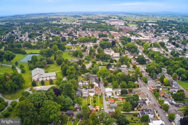 20 WILLOW ST, Lititz, PA 17543