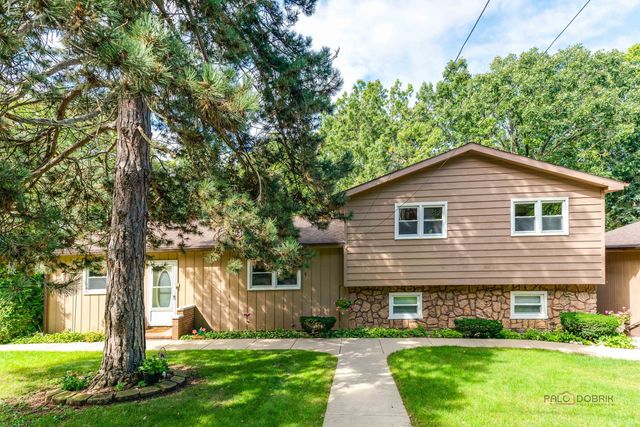 39152 N West End Drive, Spring Grove, IL 60081