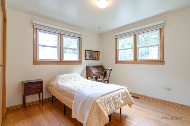 39152 N West End Drive, Spring Grove, IL 60081