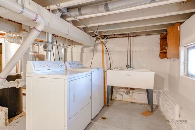 39152 N West End Drive, Spring Grove, IL 60081