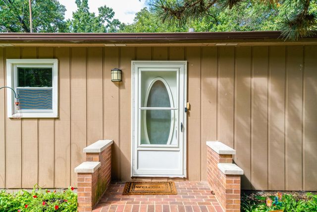 39152 N West End Drive, Spring Grove, IL 60081