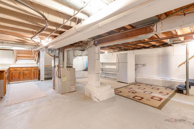 39152 N West End Drive, Spring Grove, IL 60081