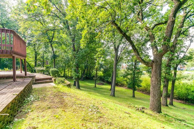 39152 N West End Drive, Spring Grove, IL 60081