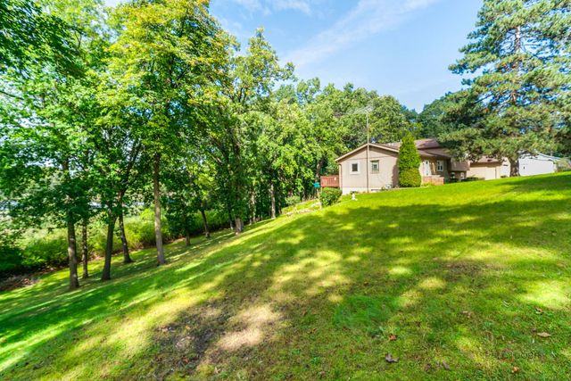 39152 N West End Drive, Spring Grove, IL 60081