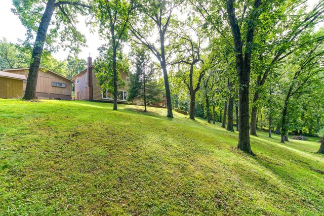 39152 N West End Drive, Spring Grove, IL 60081