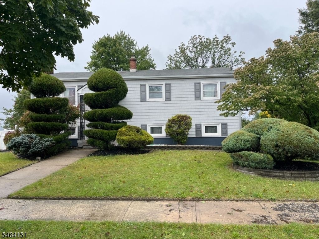10 Montrose Rd, Franklin Twp., NJ 08873 — exterior