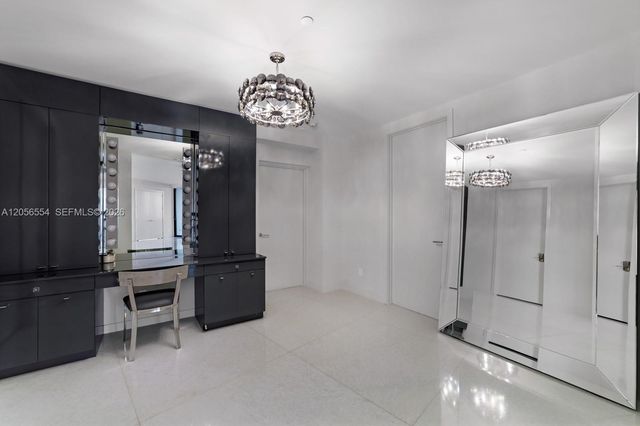 18555 Collins Ave 5201, Sunny Isles Beach, FL 33160