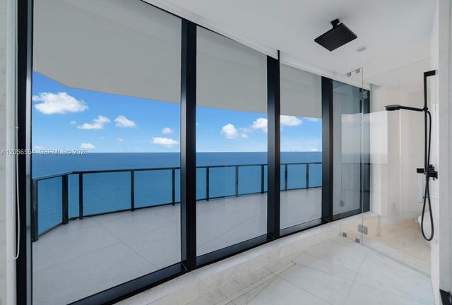 18555 Collins Ave 5201, Sunny Isles Beach, FL 33160