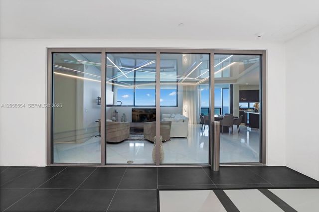 18555 Collins Ave 5201, Sunny Isles Beach, FL 33160
