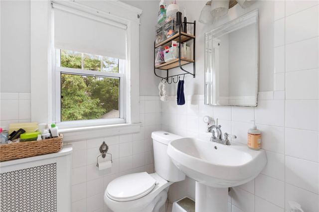147 Grace Street, Cranston, RI 02910
