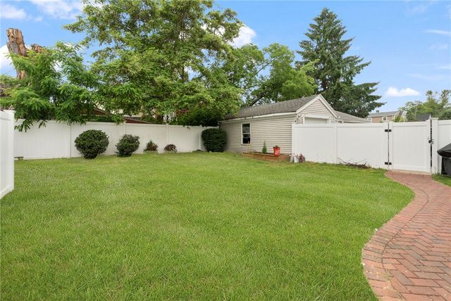 147 Grace Street, Cranston, RI 02910