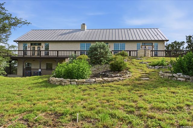 26 SEEWALD RD, Boerne, TX 78006
