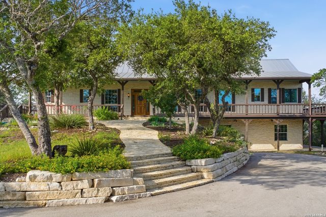 26 SEEWALD RD, Boerne, TX 78006
