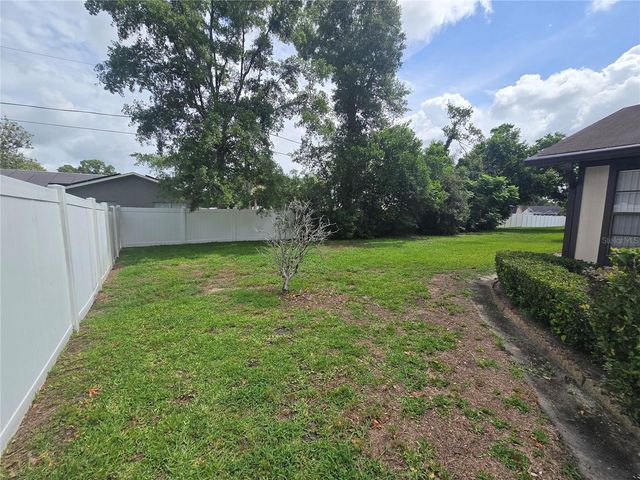 4632 BLOSSOM BOULEVARD 4632, Zephyrhills, FL 33542