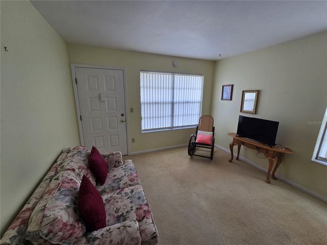 4632 BLOSSOM BOULEVARD 4632, Zephyrhills, FL 33542