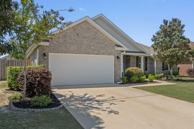 542 Brighton Cove, Freeport, FL 32439
