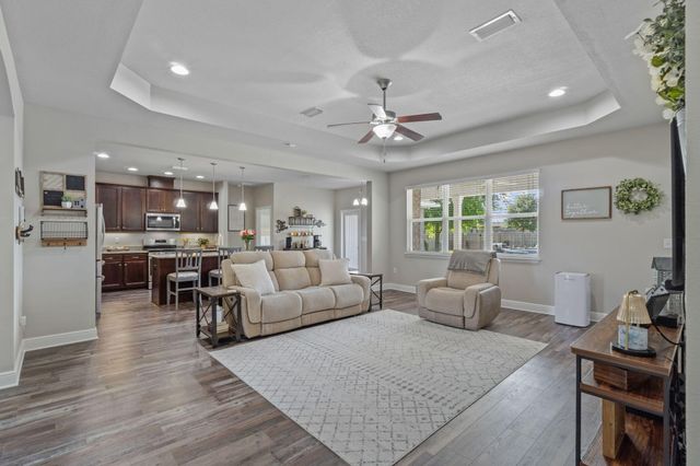 542 Brighton Cove, Freeport, FL 32439