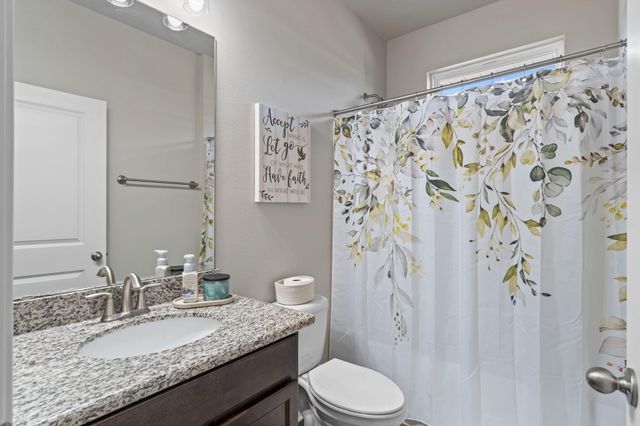 542 Brighton Cove, Freeport, FL 32439