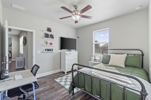 542 Brighton Cove, Freeport, FL 32439