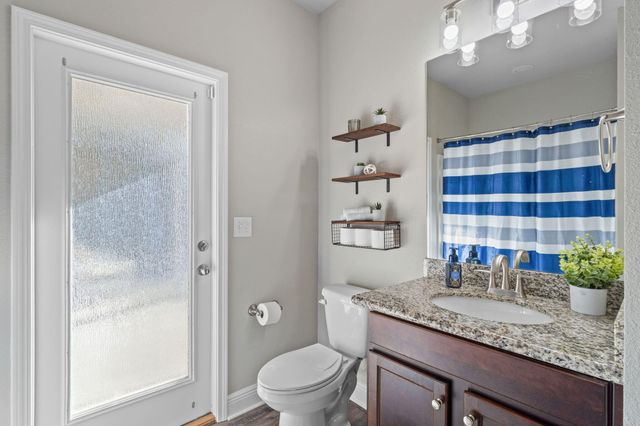 542 Brighton Cove, Freeport, FL 32439
