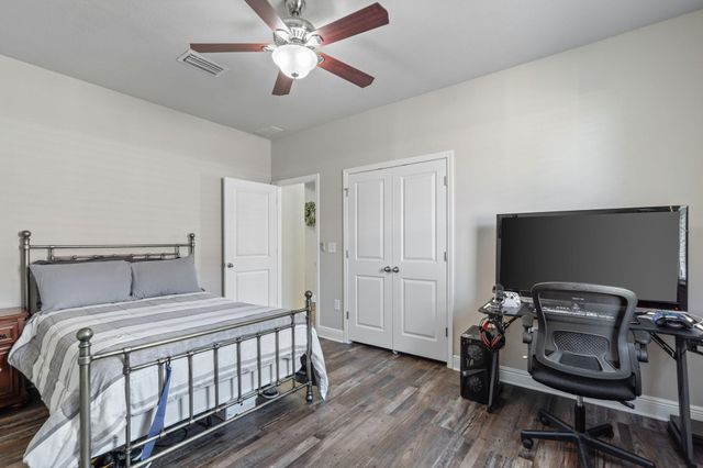 542 Brighton Cove, Freeport, FL 32439