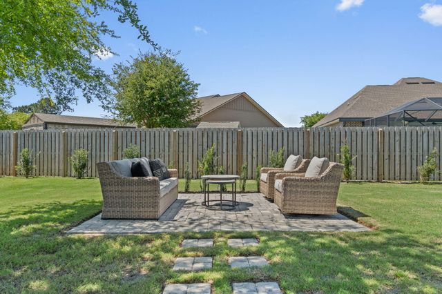 542 Brighton Cove, Freeport, FL 32439