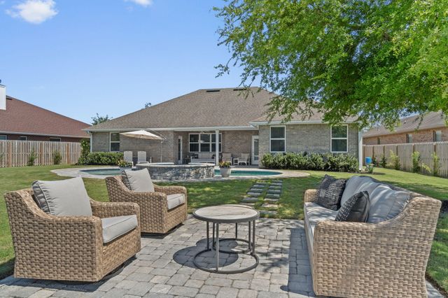 542 Brighton Cove, Freeport, FL 32439