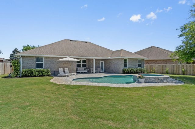 542 Brighton Cove, Freeport, FL 32439