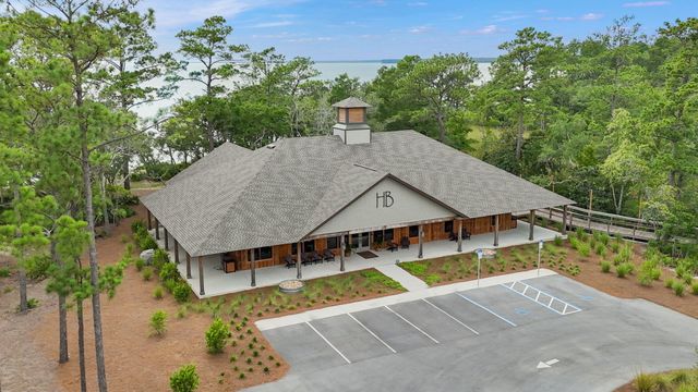 542 Brighton Cove, Freeport, FL 32439