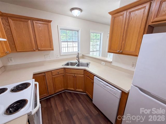 9514 Littleleaf Drive, Charlotte, NC 28215