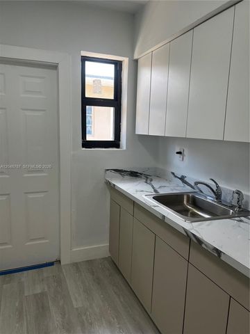 811 81st St 2, Miami Beach, FL 33141
