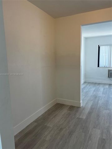 811 81st St 2, Miami Beach, FL 33141