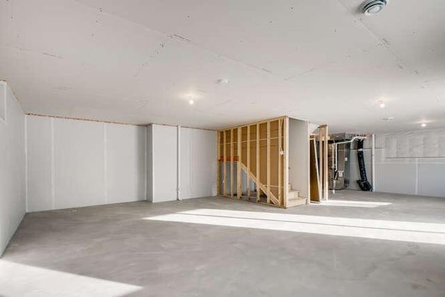 436 Mario Drive, Vadnais Heights, MN 55127