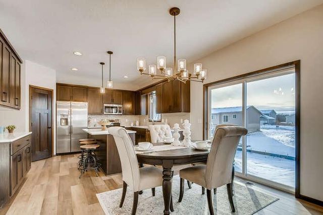 436 Mario Drive, Vadnais Heights, MN 55127