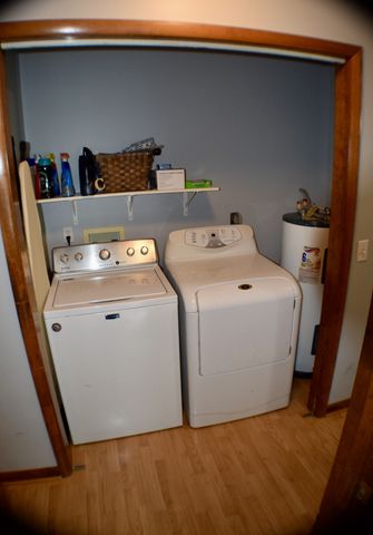 220 Joyce Cir, Lafayette, TN 37083