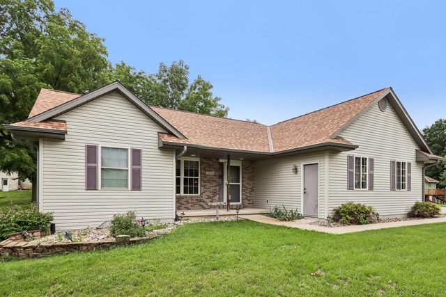 1110 Gruennert Court, Jefferson, WI 53549