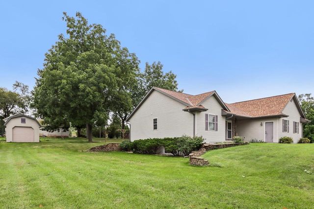 1110 Gruennert Court, Jefferson, WI 53549