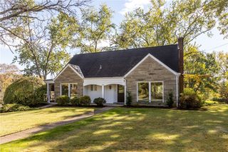 1918 Concord Dr., Mccandless, PA 15101