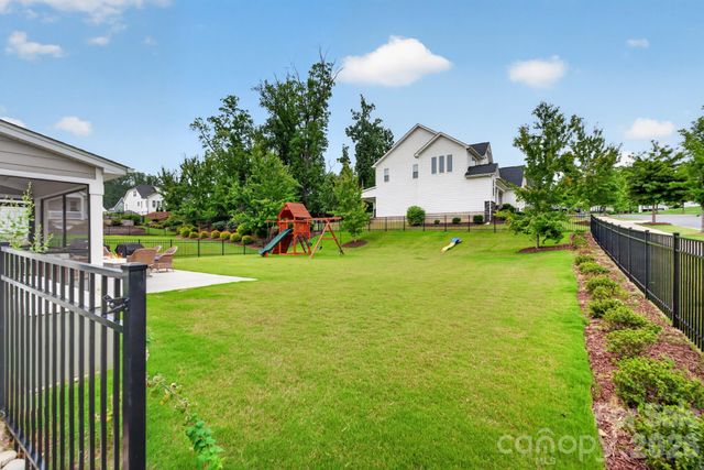 5100 Watercrest Trail, Belmont, NC 28012